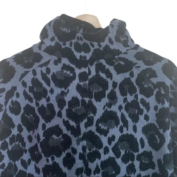 Franco Valeri Cheetah Animal Print Top - Picture 6 of 7